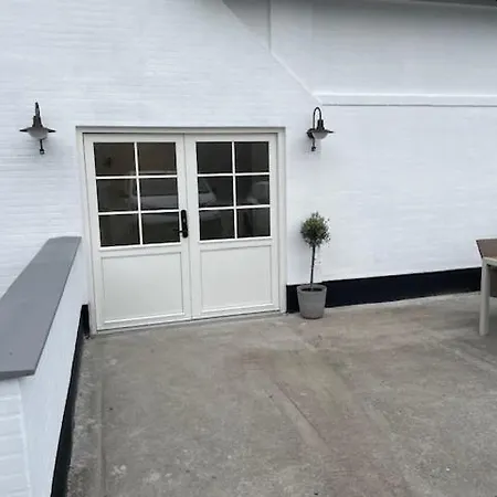 Appartement Large 1st Floor