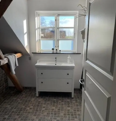 Large 1st Floor Kongerslev